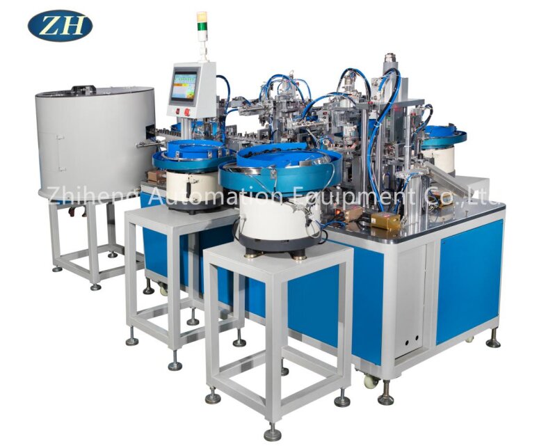 Automatic insert assembly machine line
